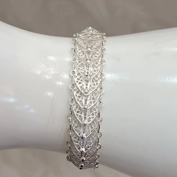 Sterling Silver Overlapping Filigree Bracelet